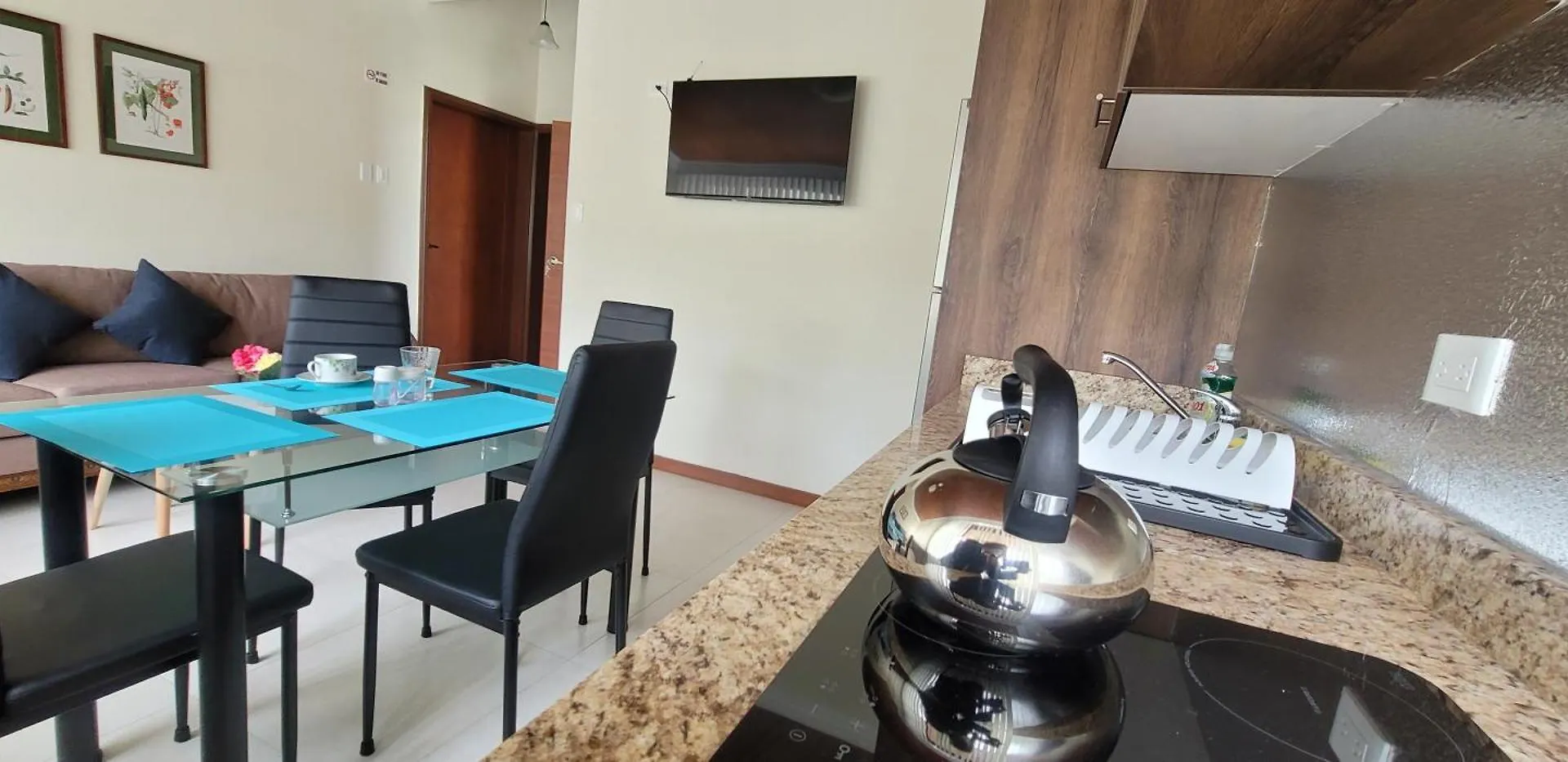Altamira Apart Suites Quito Aparthotel